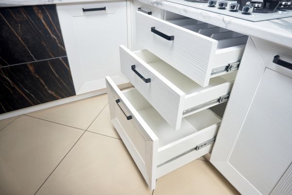 Drawer Slide Replacement in La Vernia