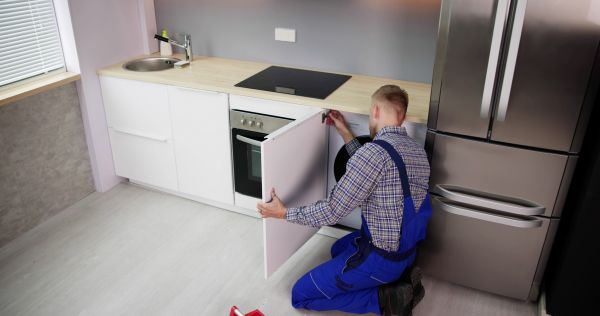 Broken Cabinet Repair in La Vernia